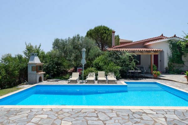 Greece Villas with Pools | Villas in Greece | Villa Select