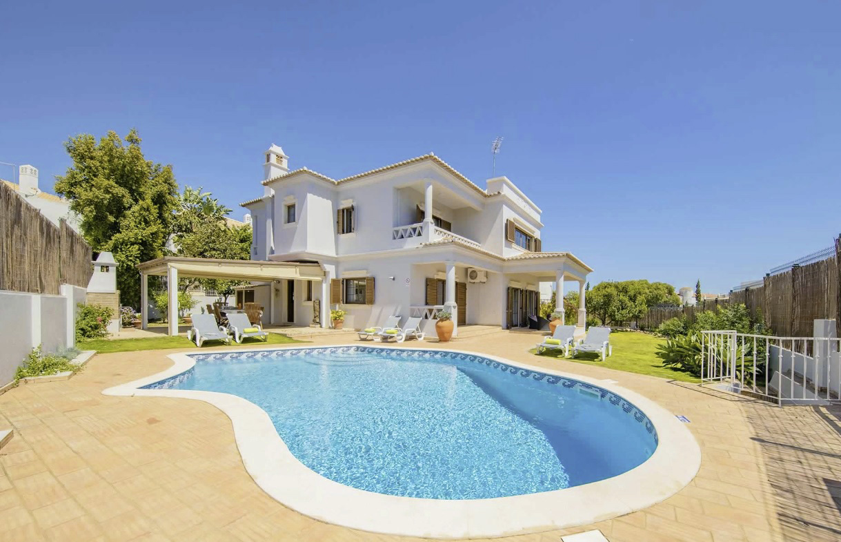 Villa Mangas in Albufeira, Algarve, Portugal - Villa Select