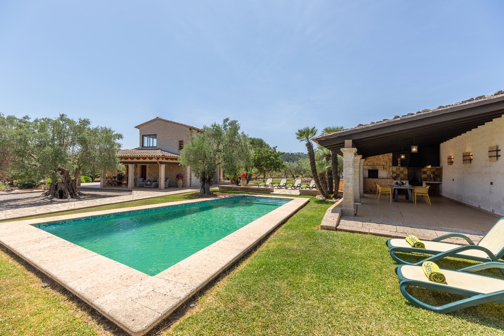 Villa Can Pericas - a great family villa in Pollensa - Villa Select